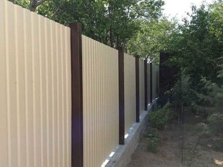 Профлист МП20 0.65 мм RAL 1015 Светлая Слоновая Кость 1 - в «Монолит-Металлопрокат».