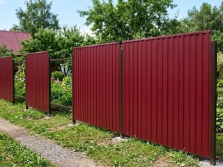 Профлист МП20 0.95 мм RAL 3005 Красное Вино 1 - в «Монолит-Металлопрокат».