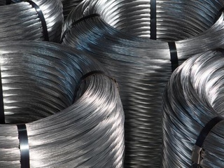 Проволока оцинкованная 35ГС 8 мм 3 - в «Монолит-Металлопрокат».